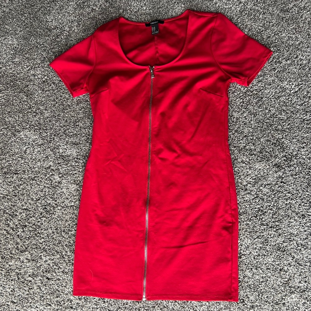 Forever 21 - Red dress with zipper  - M